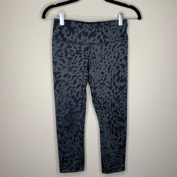 lululemon athletica Pants - Lululemon Black and Gray Animal Print Wunder Under